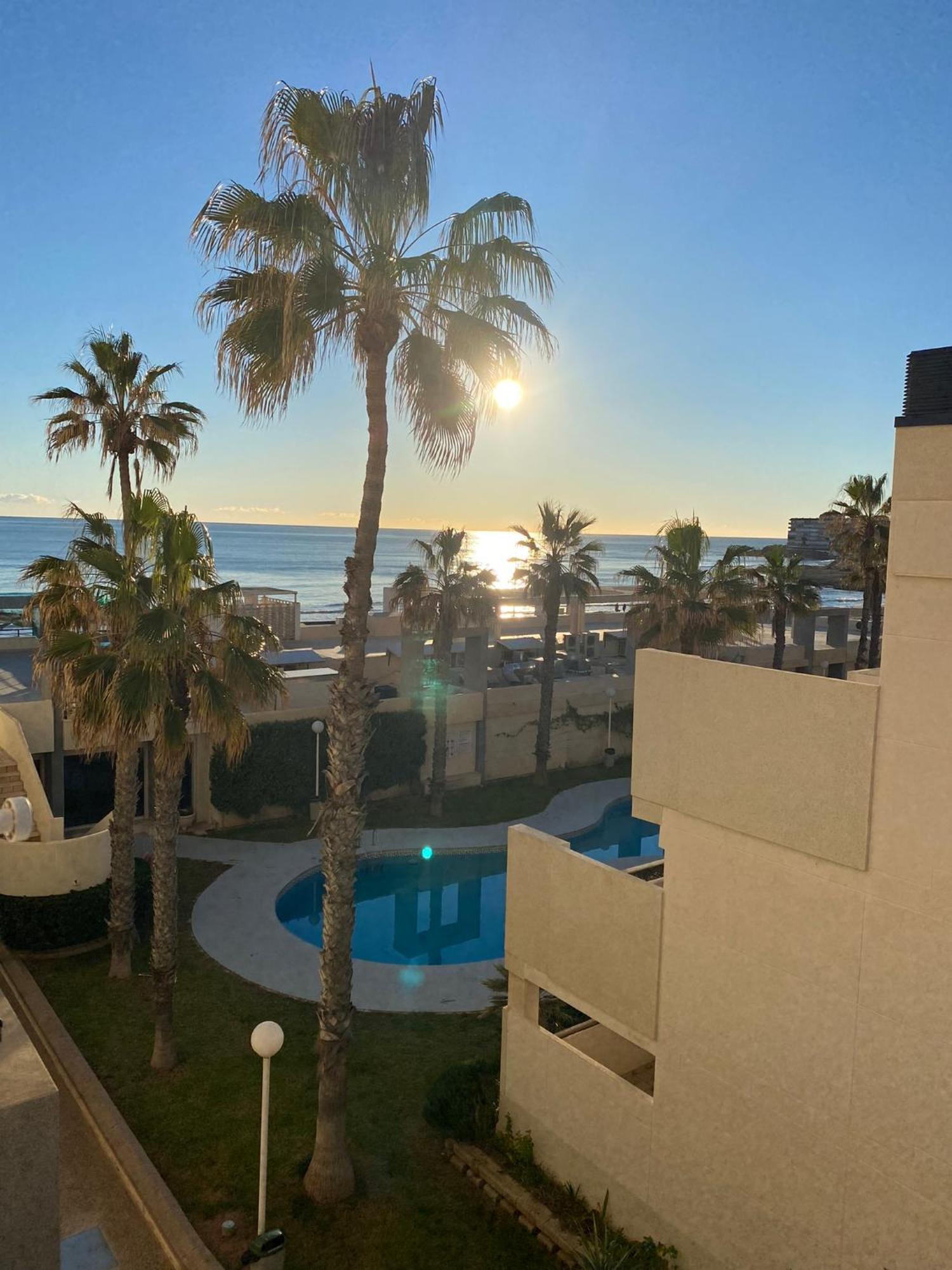 Torrevieja La Mata Primera Linea Playa מראה חיצוני תמונה