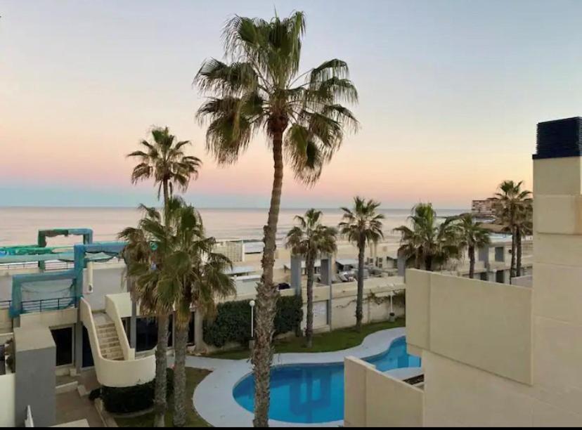 Torrevieja La Mata Primera Linea Playa מראה חיצוני תמונה